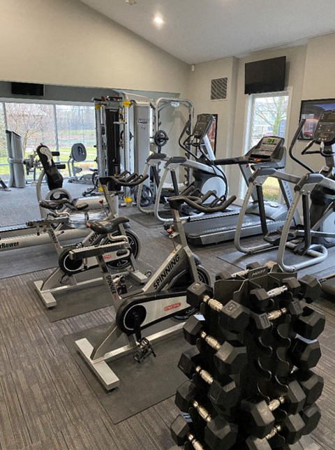24/7 Fitness Center w/Tanning and Private Yoga Room